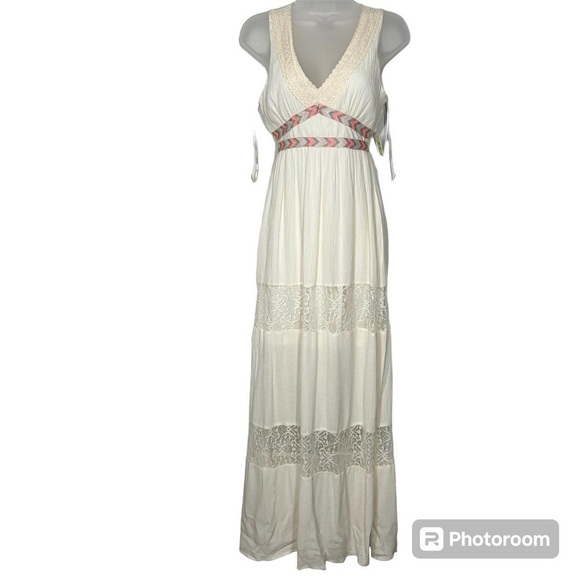 Flying Tomato,Stunning Empire Waste,Soft Cream Dress,Lace Embellishment, Size S - Picture 1 of 12